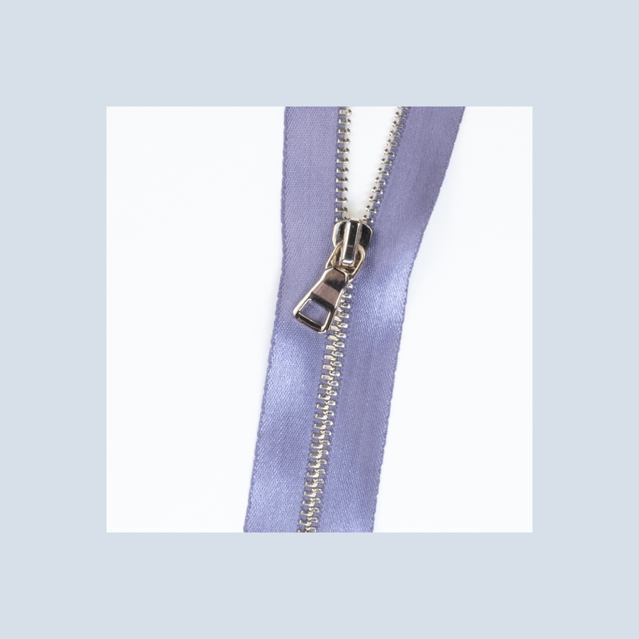 PURPLE ZIPPER Z